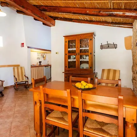 S'hort De Sa Bagura Farm stay *